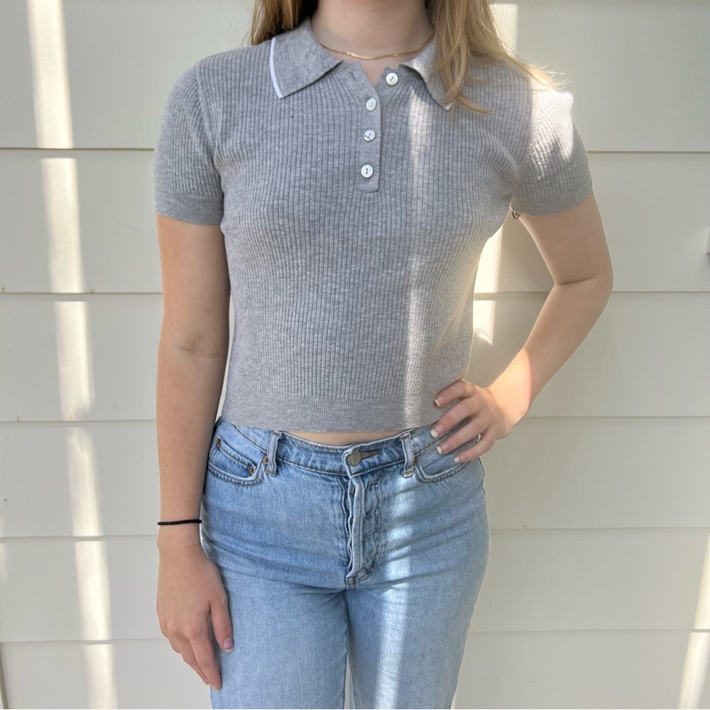 Collared preppy grey sweater top